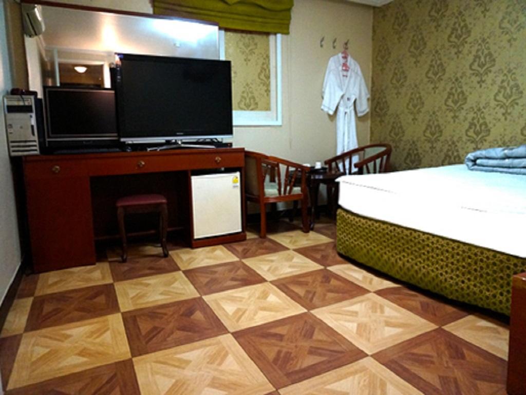 J Motel Gwangalli ปูซาน ภายนอก รูปภาพ